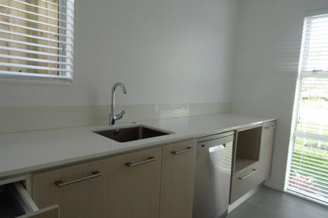 Photo of property in 7 Forbes Mccammon Drive, Swanson, Auckland, 0614