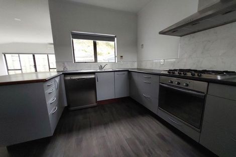 Photo of property in 6b Claverton Grove, Churton Park, Wellington, 6037