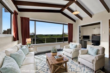 Photo of property in 38 Douglas Street, Hawera, 4610