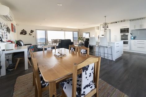 Photo of property in 28 Hall Road, Pataua North, Whangarei, 0175