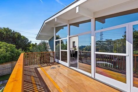 Photo of property in 7 Arlette Place, Massey, Auckland, 0614