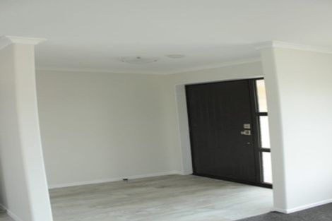 Photo of property in 17 Oolong Court, Huntington, Hamilton, 3210