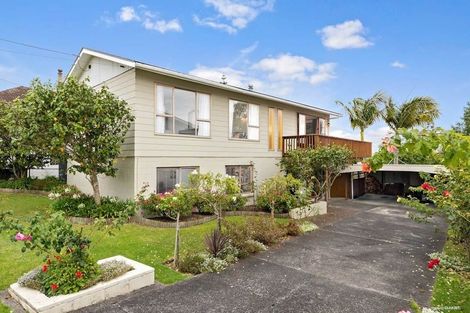 Photo of property in 20 Royal Road, Massey, Auckland, 0614