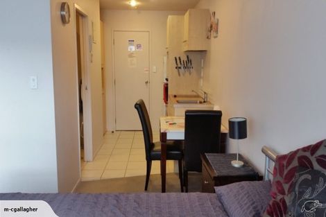Photo of property in Harbour Green Apartments, 808/11 Union Street, Auckland Central, Auckland, 1010