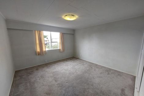 Photo of property in 9b Ware Place, Pakuranga Heights, Auckland, 2010