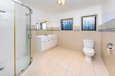 Photo of property in 25 Orinda Close, Botany Downs, Auckland, 2010