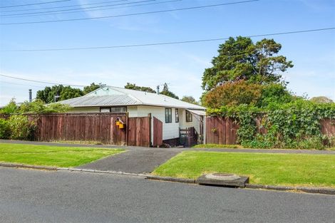 Photo of property in 1/18 Arney Road, Ranui, Auckland, 0612