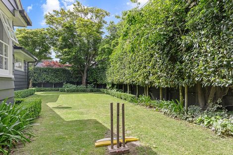 Photo of property in 233 Clyde Road, Burnside, Christchurch, 8053