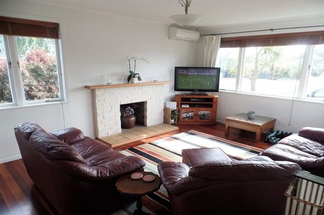 Photo of property in 294 Rangatira Road, Beach Haven, Auckland, 0626