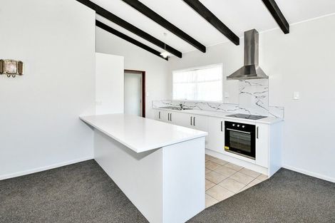 Photo of property in 2/162 Porchester Road, Papakura, 2110