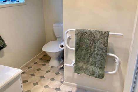 Photo of property in 150a Avonhead Road, Avonhead, Christchurch, 8042