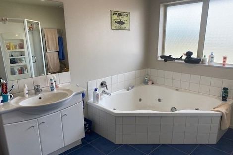 Photo of property in 18 White Pine Avenue, Woodridge, Wellington, 6037