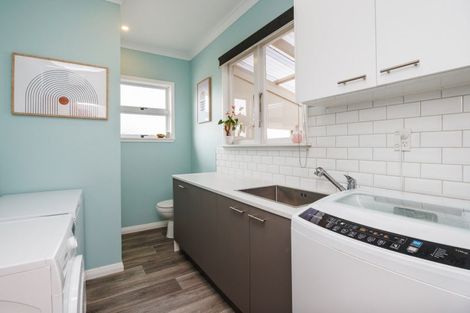 Photo of property in 2139 State Highway 3, Sanson, Palmerston North, 4479