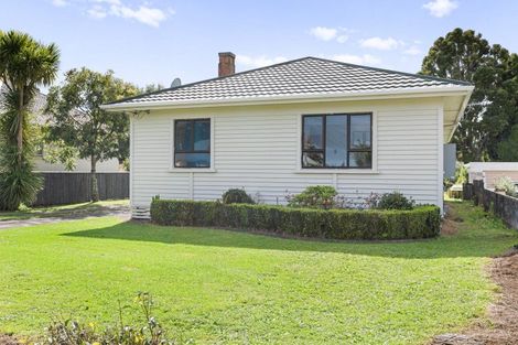 Photo of property in 123 Govett Avenue, Frankleigh Park, New Plymouth, 4310