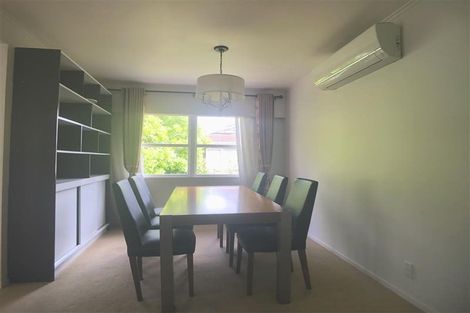 Photo of property in 7 Barlow Place, Chatswood, Auckland, 0626