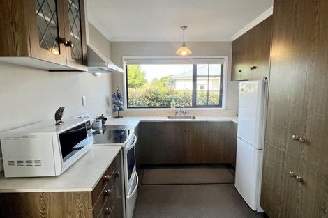 Photo of property in 92 Newcastle Street, Windsor, Invercargill, 9810