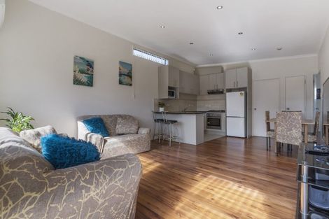 Photo of property in 135 Pigeon Mountain Road, Half Moon Bay, Auckland, 2012