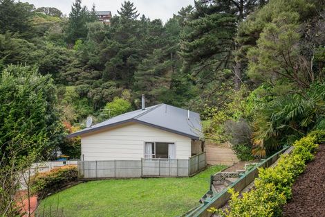 Photo of property in 42 Postgate Drive, Whitby, Porirua, 5024