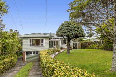 Photo of property in 32 James Tyler Crescent, Lynfield, Auckland, 1042