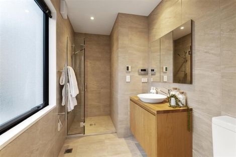 Photo of property in 22 Office Road, Merivale, Christchurch, 8014