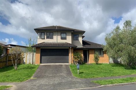 Photo of property in 8 Misty Valley Drive, Henderson, Auckland, 0612