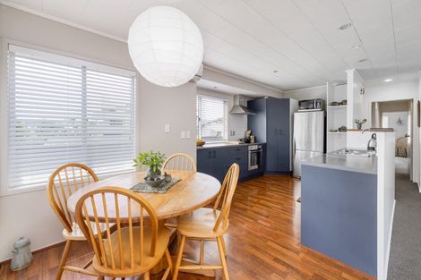 Photo of property in 1097 Papamoa Beach Road, Papamoa Beach, Papamoa, 3118