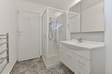 Photo of property in 6 Carl Avenue, Havelock North, 4130