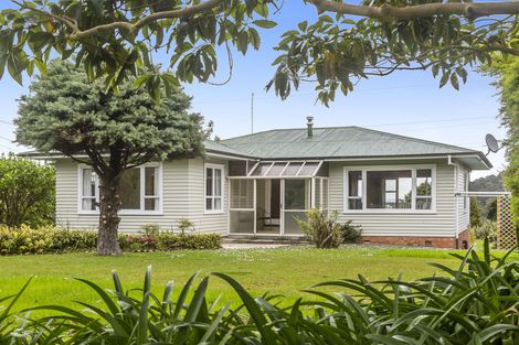 Photo of property in 32 James Tyler Crescent, Lynfield, Auckland, 1042