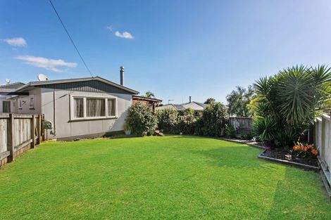 Photo of property in 1/5 Red Hill Road, Red Hill, Papakura, 2110