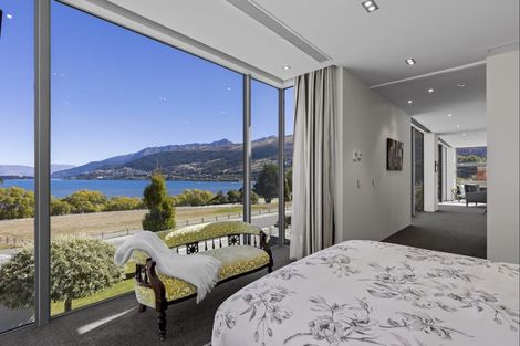 Photo of property in 48 Lake Avenue, Frankton, Queenstown, 9300