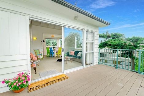Photo of property in 10 Konini Crescent, Waikanae Beach, Waikanae, 5036