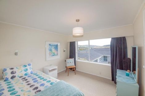 Photo of property in 25 Cranwell Street, Churton Park, Wellington, 6037