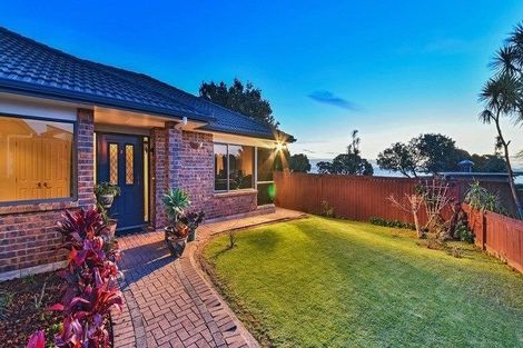 Photo of property in 51 Bellville Drive, Clendon Park, Auckland, 2103