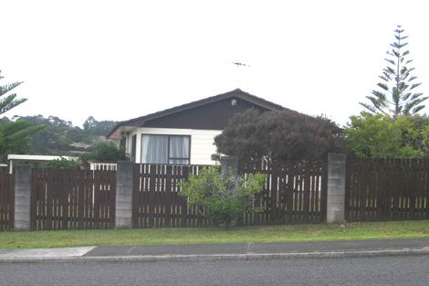 Photo of property in 47 Bayview Road, Bayview, Auckland, 0629