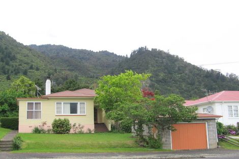 Photo of property in 25 Gilchrist Street, Te Aroha, 3320