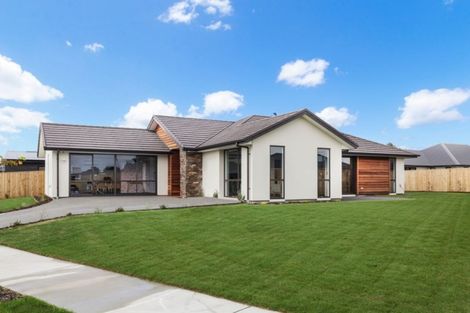 Photo of property in 9 Westpark Boulevard, Rangiora, 7400