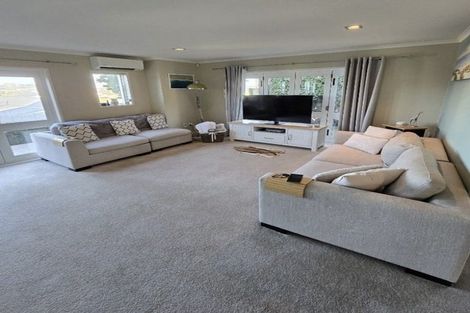 Photo of property in 11 Harwich Court, Gulf Harbour, Whangaparaoa, 0930