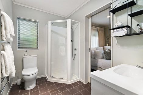 Photo of property in 17 Pitoitoi Avenue, Greenhithe, Auckland, 0632