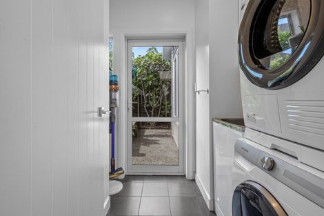 Photo of property in 21 Redhaven Place, Bethlehem, Tauranga, 3110