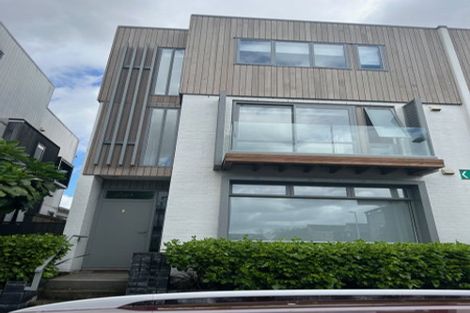 Photo of property in 94 Hobsonville Point Road, Hobsonville, Auckland, 0616