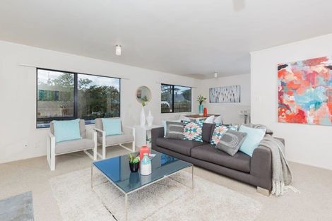 Photo of property in 1/7 Pine Street, New Lynn, Auckland, 0600