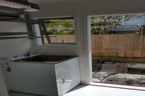 Photo of property in 2/86 Jutland Road, Hauraki, Auckland, 0622