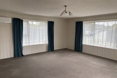 Photo of property in 1/4 Withells Road, Avonhead, Christchurch, 8042