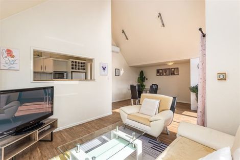 Photo of property in 43n Waimairi Road, Upper Riccarton, Christchurch, 8041