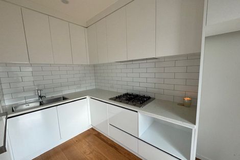 Photo of property in 41 Zara Court, Windsor Park, Auckland, 0632