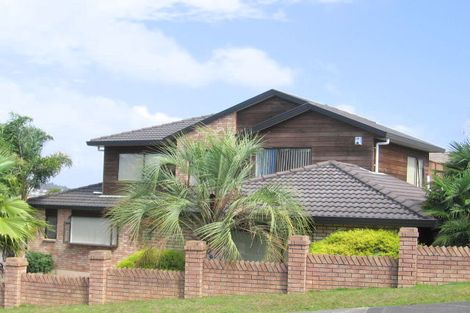 Photo of property in 13 Arirang Rise, Pinehill, Auckland, 0632