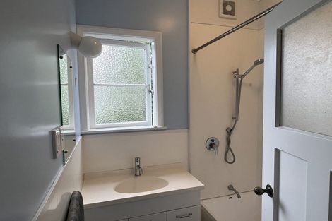 Photo of property in 72 Savage Crescent, West End, Palmerston North, 4412