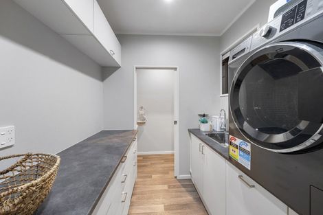 Photo of property in 11 Revell Court, Pukekohe, 2120