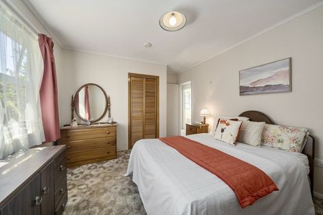 Photo of property in 49 Menin Road, Raumati South, Paraparaumu, 5032