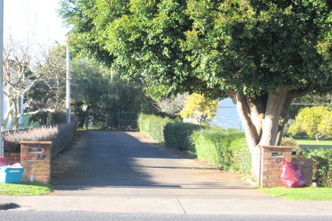 Photo of property in 27 Clevedon Road, Papakura, 2110